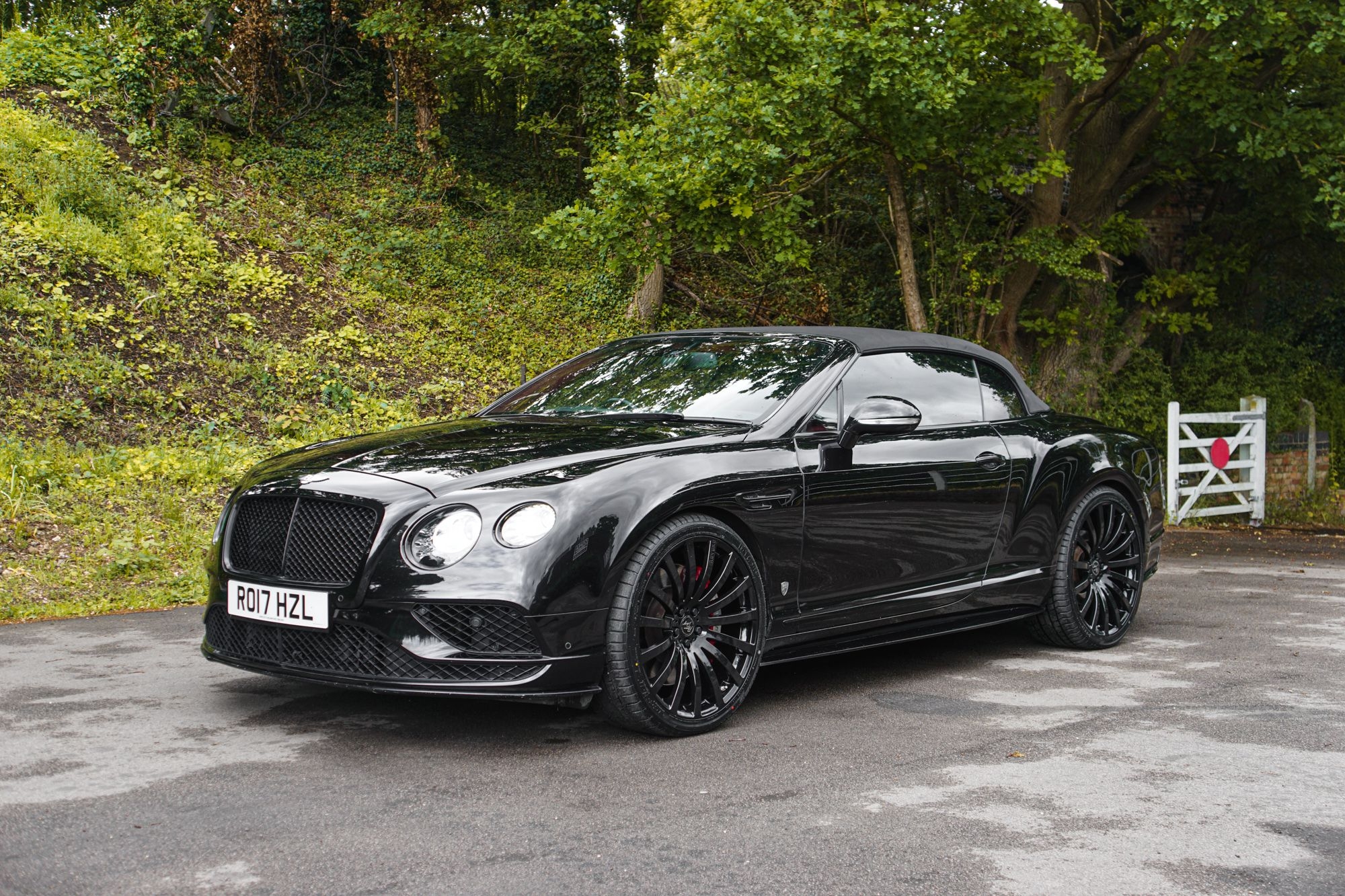 Bentley GTC V8 S - Gyoury Specialist Cars
