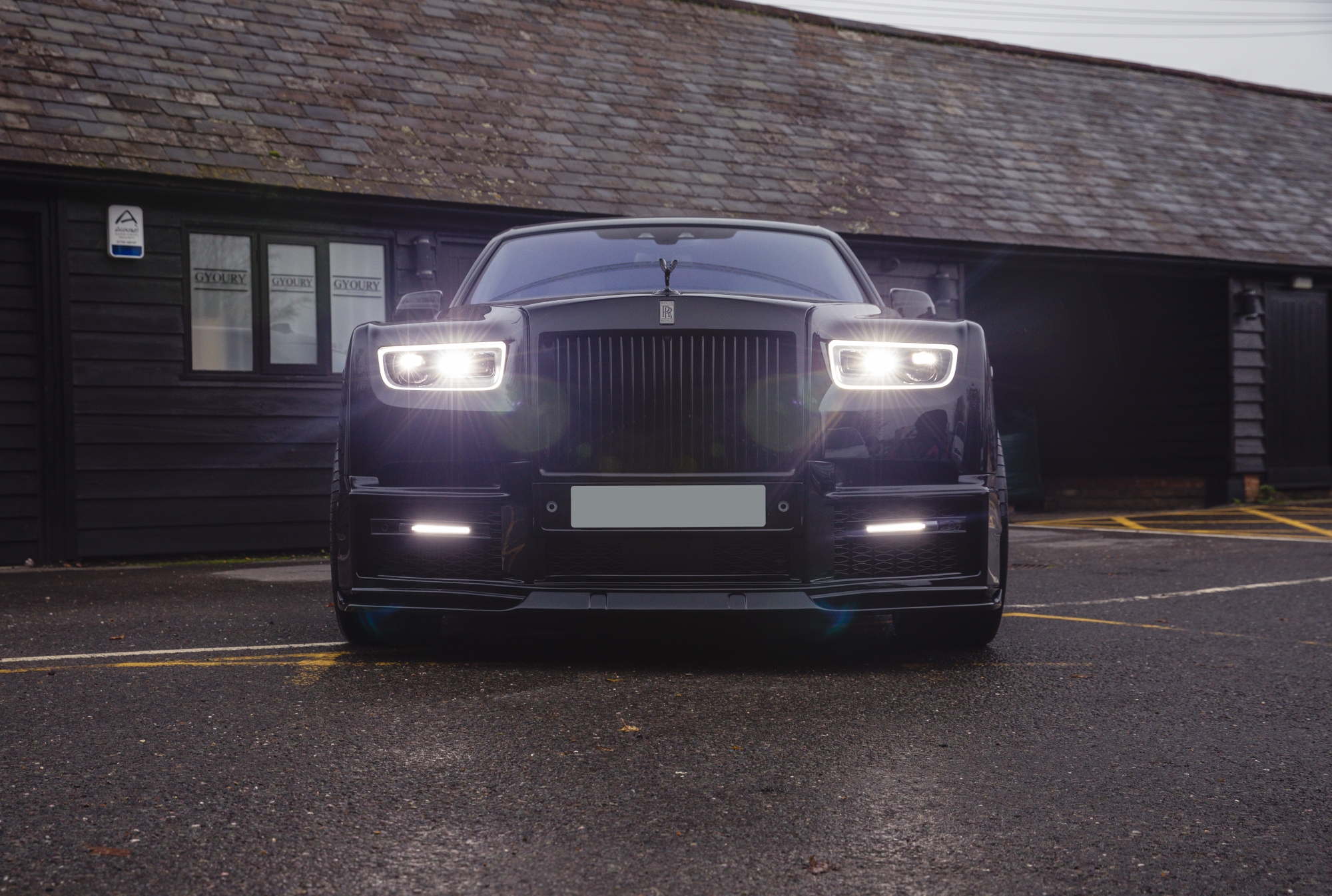 Rolls Royce Phantom - Revere London
